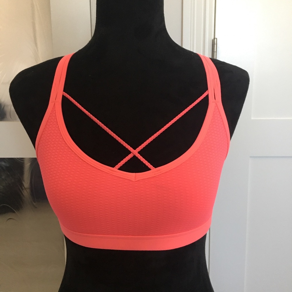 Lorna Jane Pink/Coral Strappy Sports Bra 🌸